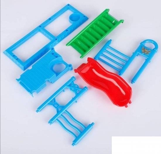 125782904_617cd241547b54-299064181635570200200