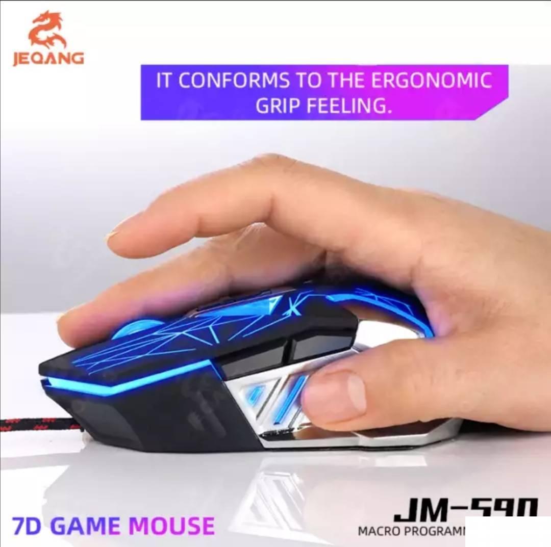 131546225_61fa2fc48a36a3-478348151643786167730